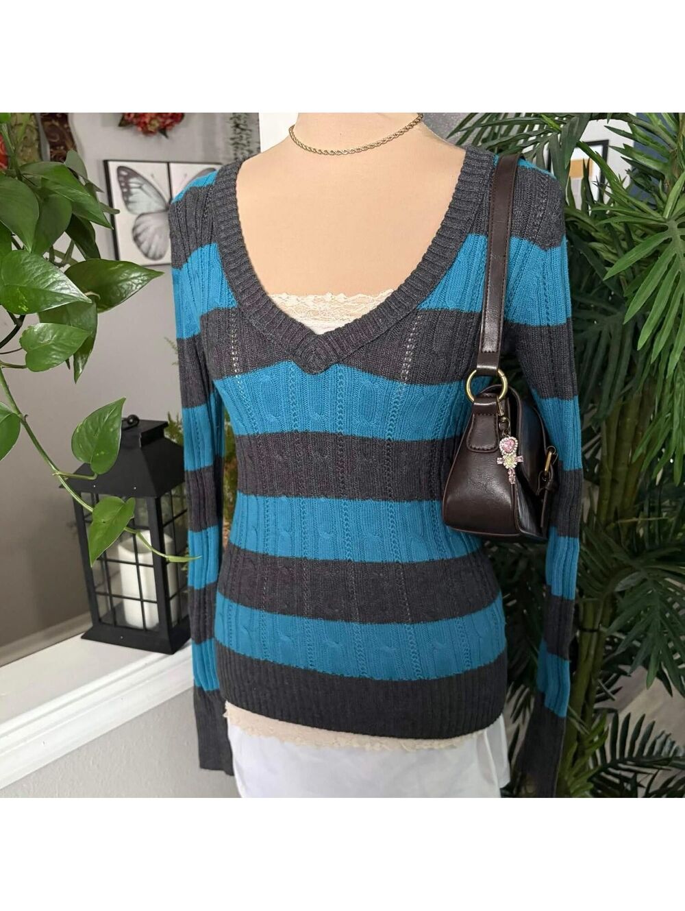 blue striped fitted long sleeve